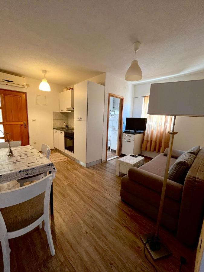 Villa Anita Sobra Eksteriør billede